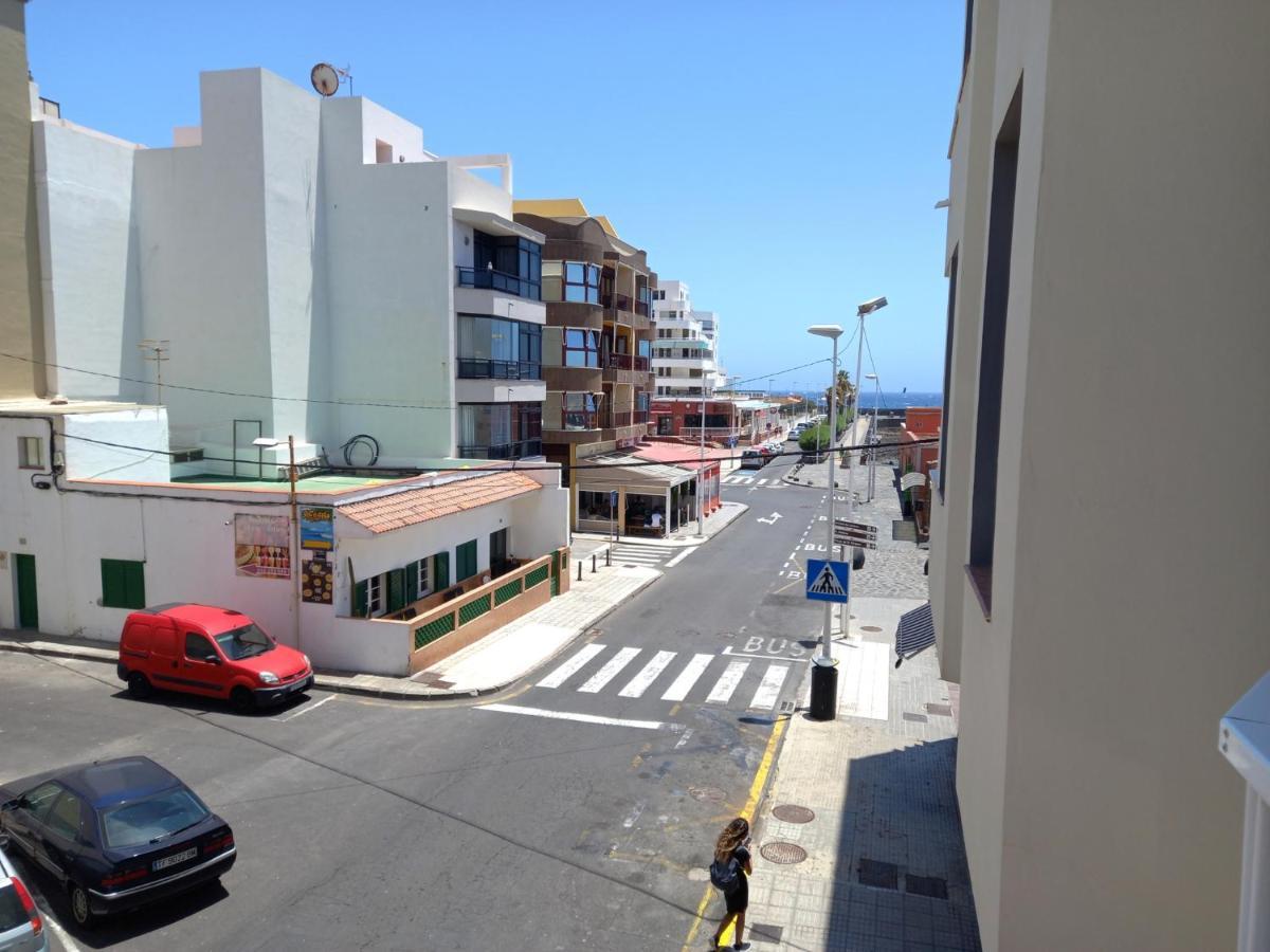 Apartamentos Medano - Esmeralda Medano El Medano  Bagian luar foto